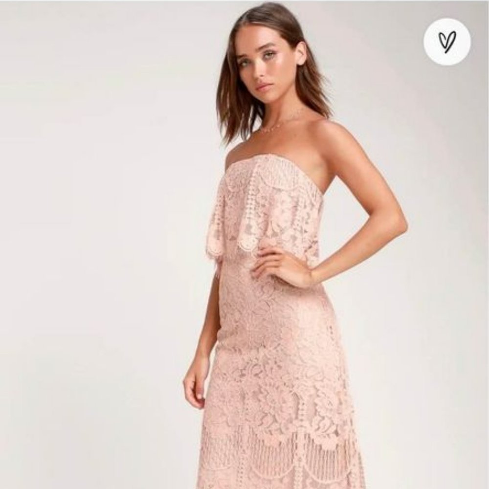 New With Tags- Lulu's Blush Lace Dress